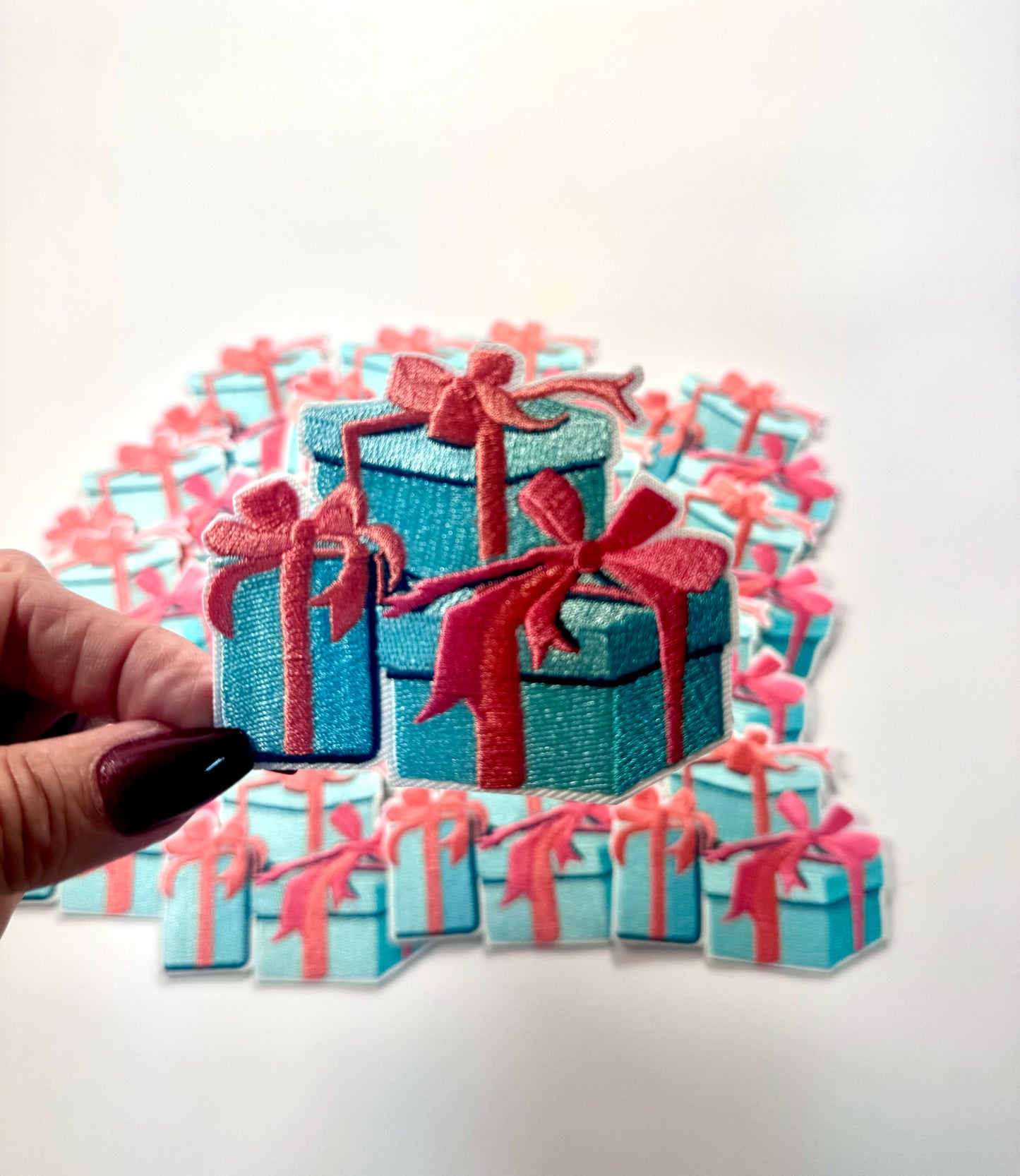 Christmas Gift patch, Embroidered Christmas Patch, Iron On Patch, Small Pink and Turquoise Christmas Presents, Christmas Gifts