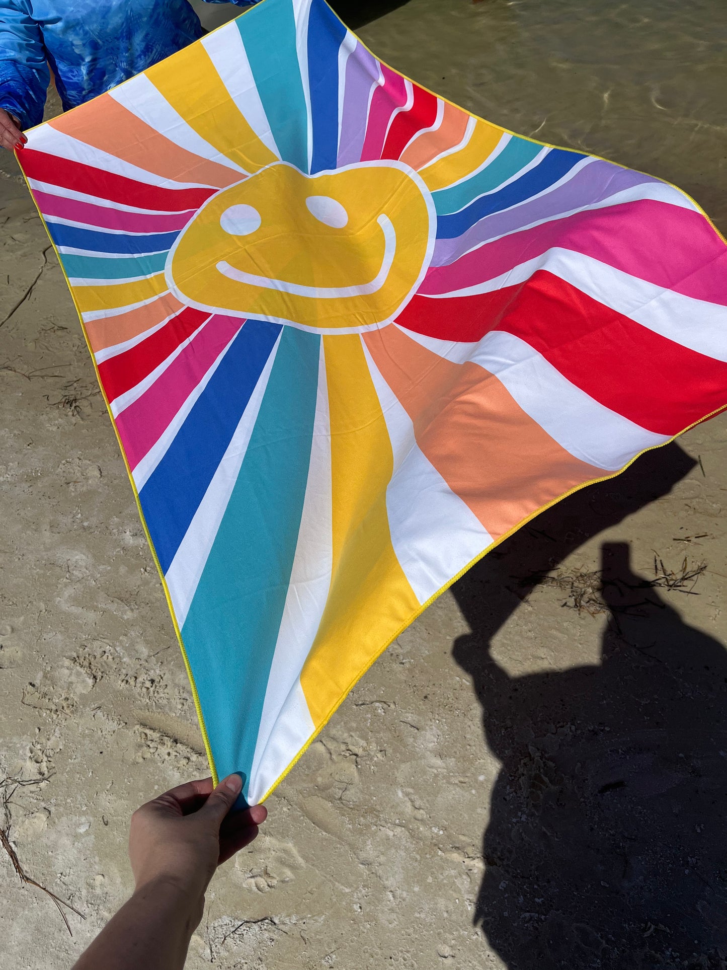 DON"T WORRY BE HAPPY!!/ BEACH