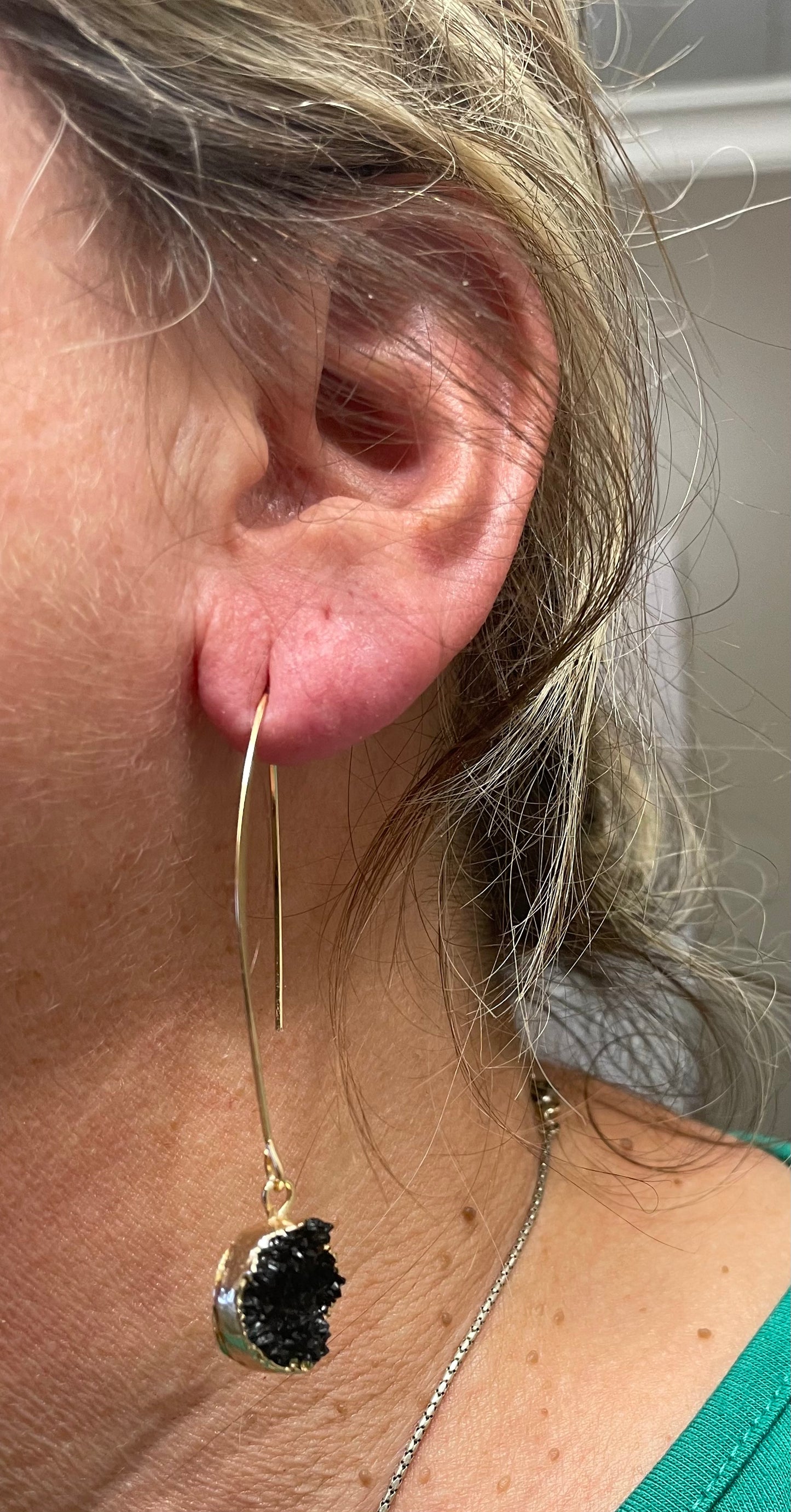 Polyresin Drop Ear Rings /Jewelry