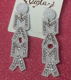 WHITE SEED BEAD AND CRYSTAL 'MAMA' EARRINGS/JEWELRY